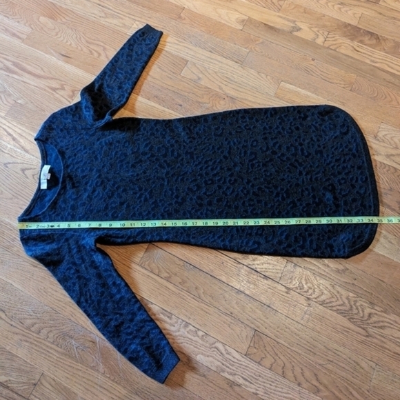 Loft XXSP Gray & Blue Animal Print Fitted Petite‎ Sweater Dress - Picture 10 of 11